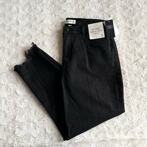 Abercrombie Jeans Womens 33 Short Black Super Skinny Ankle Curve Love Raw NWT